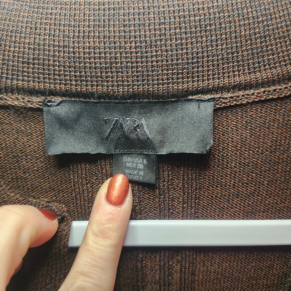 Zara Brown Collared Cardigan (S) – Cozy Chic Fall Staple - Picture 2 of 3
